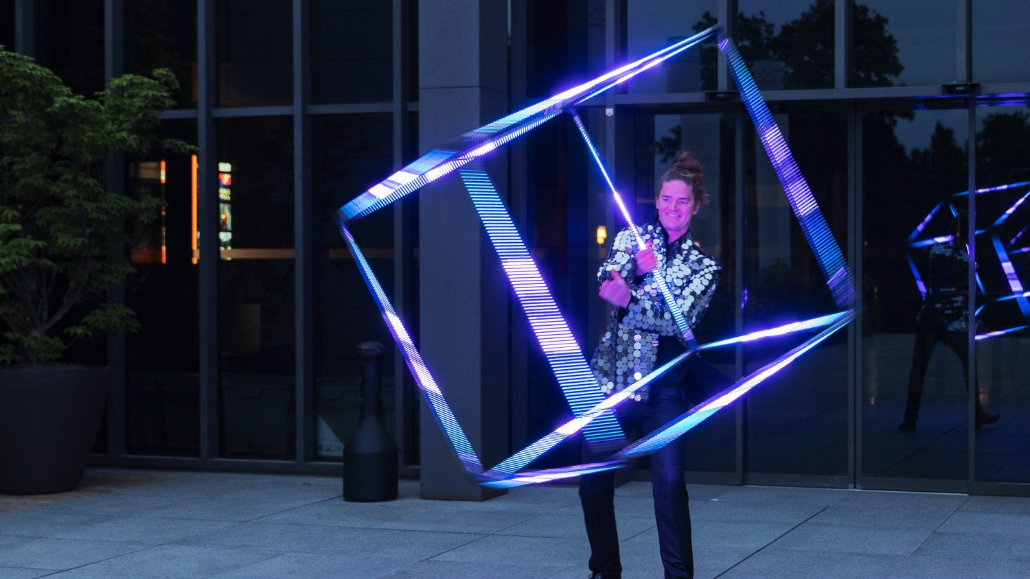 artiste-feu-et-lumiere-LED-suisse