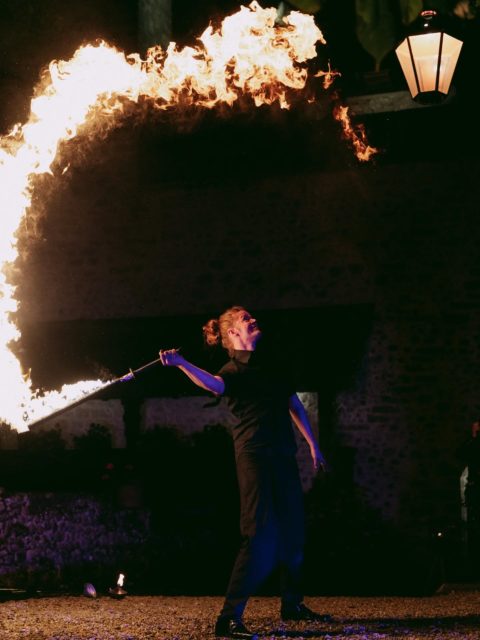 Vous voulez impressionner vos invités le jour de votre mariage ?
Offrez-leur un moment qu’ils n’oublieront jamais.Je propose des spectacles uniques pour sublimer votre soirée :
🔥 spectacle de feu
⚡️ show LED
🎩 magieParfait pour surprendre vos invités et créer une ambiance magique pendant votre mariage.📩 Contactez-moi pour créer un moment sur mesure pour votre événement.Un grand merci à :
📸 le photographe pour ces magnifiques images @celynekpro
💐 la wedding planner pour l’organisation parfaite @unmariageavotreimage
🏰 et l’incroyable château qui a accueilli cette soirée magique @chateaulucens#mariage #mariagefrance #weddingfrance #weddingentertainment #animationmariage spectacledefeu showled magie magicien artistedefeu weddinginspiration evenementiel mariagedeconte weddingideas weddingplanner chateau